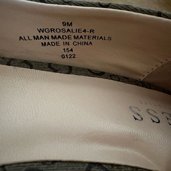 NWOB-Guess‎ WGRosalie Stiletto Heels - Size 9 right left 9.5 - Picture 8 of 9
